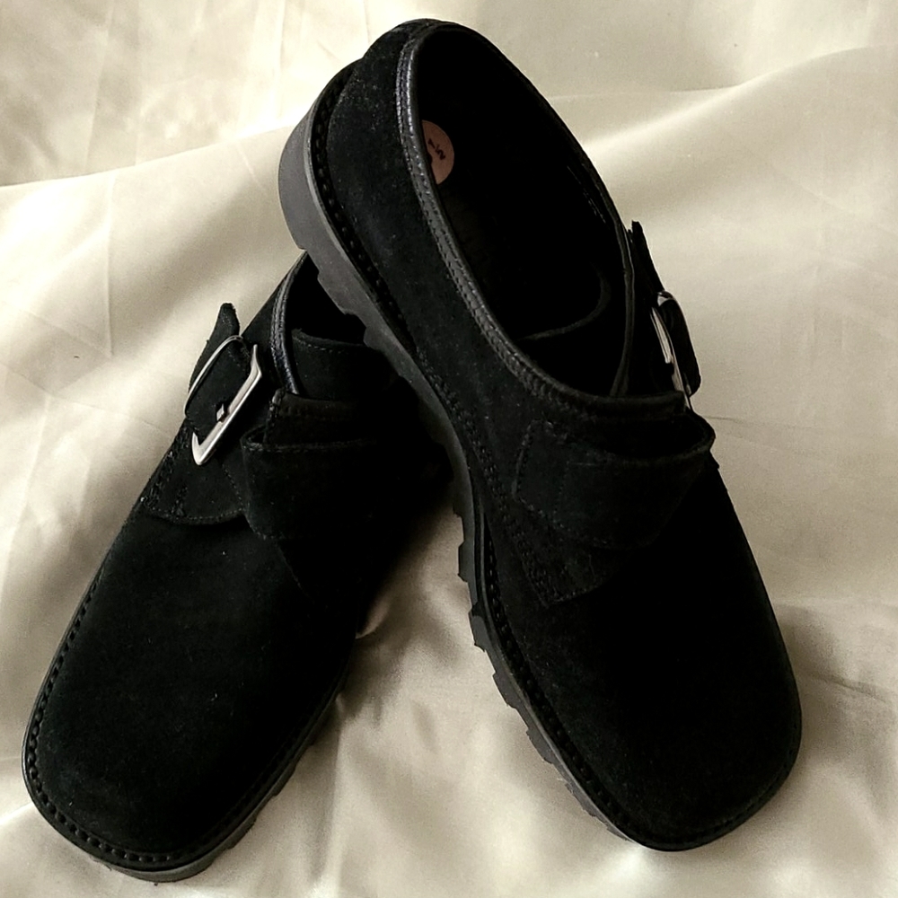 Nickels Soft Shoes - Size 5.5